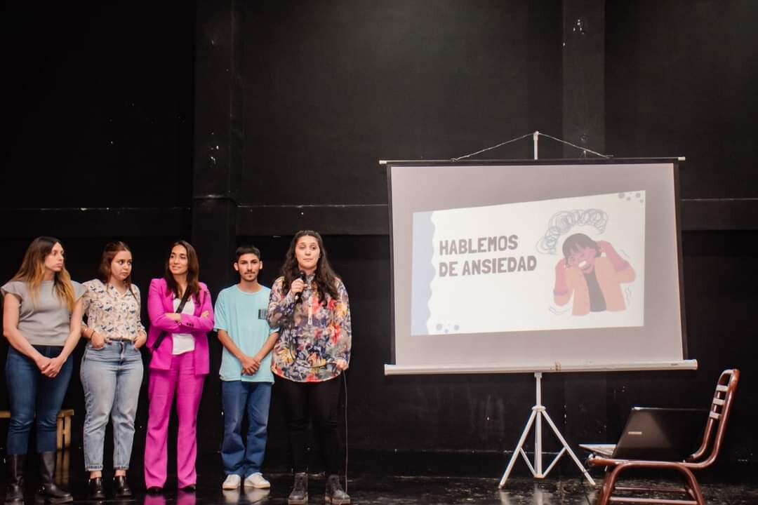 FB_IMG_1727310386077.jpg Caucete, Charla sobre salud mental, un tema que cobra cada vez mayor importancia.