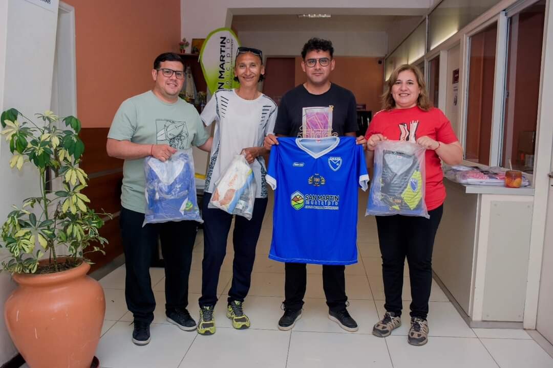 FB_IMG_1729866969655.jpg Intendenta Analía Becerra «Objetivo apoyar a nuestras instituciones deportivas y motivar a los deportistas.