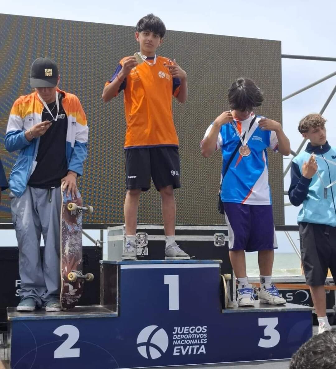 FB_IMG_1731329110357.jpg Juegos evita 2024; Jonás Gutiérrez Medalla de oro para Caucete.