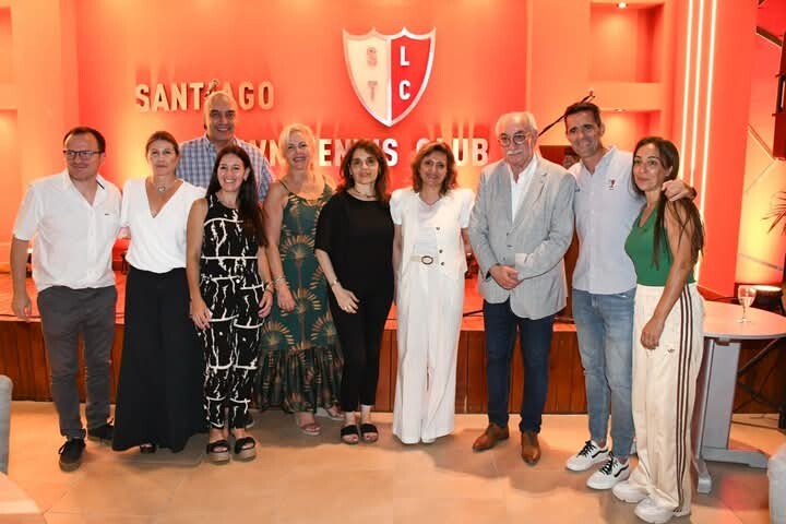 La intendente Fuentes participó en la entrega de premios a los deportistas destacados de 2024 del Santiago Lawn Tenis Club