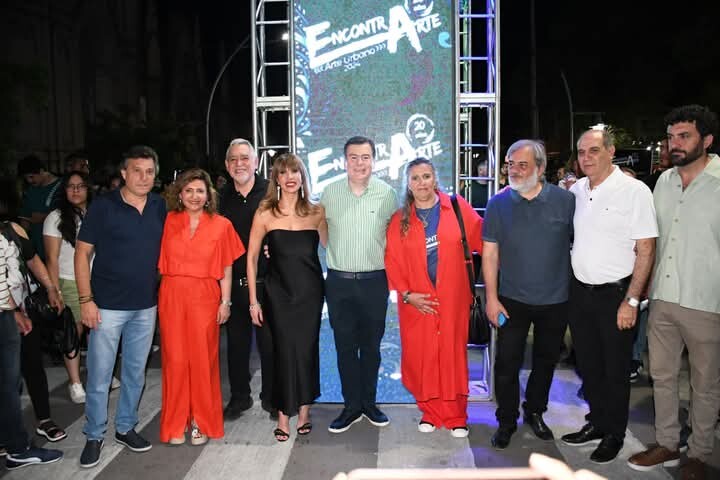 FB_IMG_1734233517141.jpg La intendente Fuentes acompañó al gobernador Zamora en la muestra Encontrarte