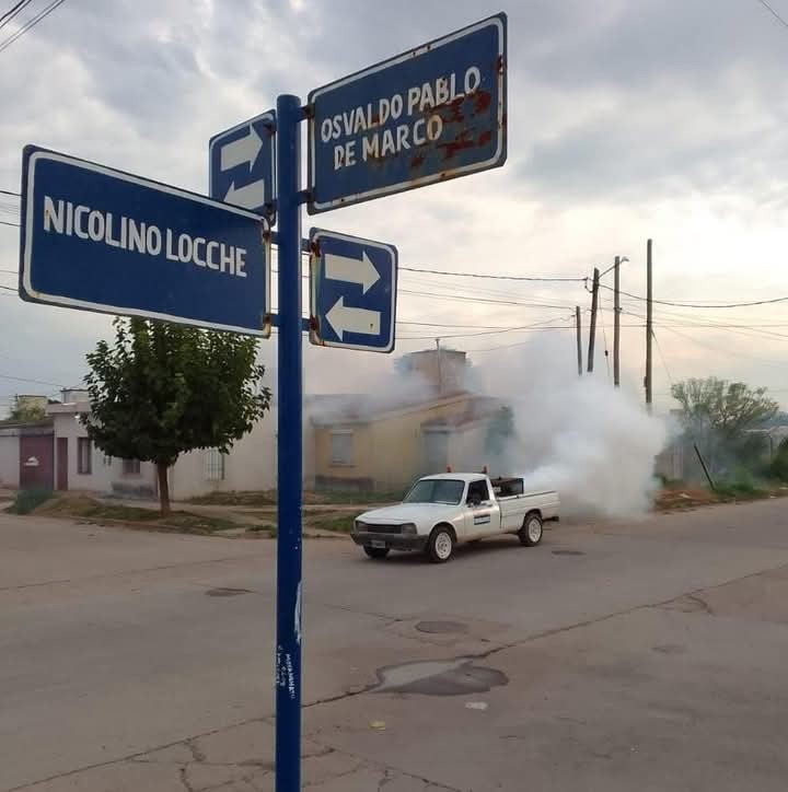 Calidad de Vida de la Capital informó su programa de fumigaciones contra mosquitos y otros insectos.