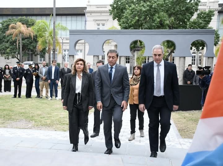 FB_IMG_1745264155067.jpg La intendente Fuentes participó del acto por el día de la Independencia de la República de Siria