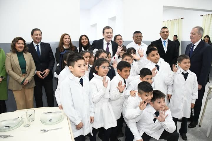 La intendente Fuentes acompañó al gobernador Zamora en la inauguración de la Escuela José Benjamín Gorostiaga