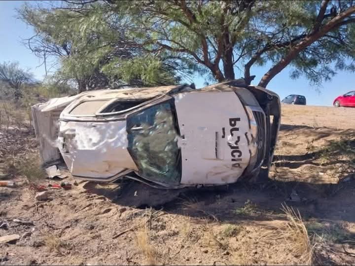 FB_IMG_1746573889330.jpg MÓVIL POLICIAL DE AMINGA VUELCA EN RUTA 75
