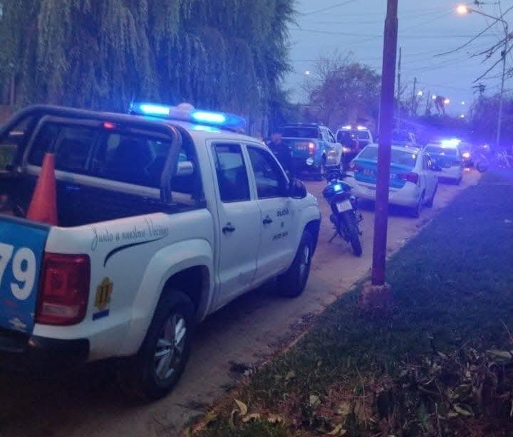 FB_IMG_1746684469974.jpg Ataque a policías en Concordia: vecinos agredieron a cuatro efectivos durante una detención
