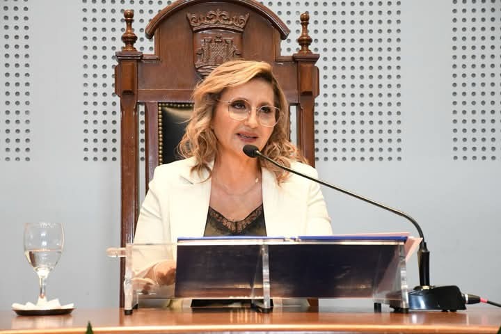 La intendente Fuentes destacó el balance positivo de la administración en la ciudad pese a un contexto de incertidumbre social y económica que se vive en el país