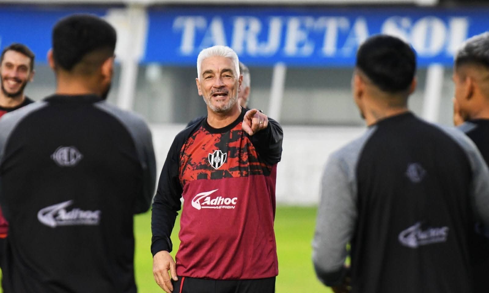 ARRANCA EL TORNEO CLAUSURA DE FUTBOL DE LPF Y CENTRAL CORDOBA DEBUTA EN MAR DEL PLATA