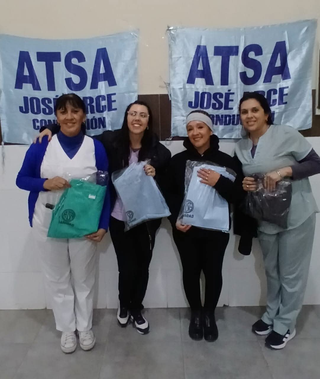 ATSA SANTIAGO DEL ESTERO ENTREGO AMBOS A DISTINTOS HOSPITALES Y CENTROS DE SALUD DE CAPITAL Y BANDA