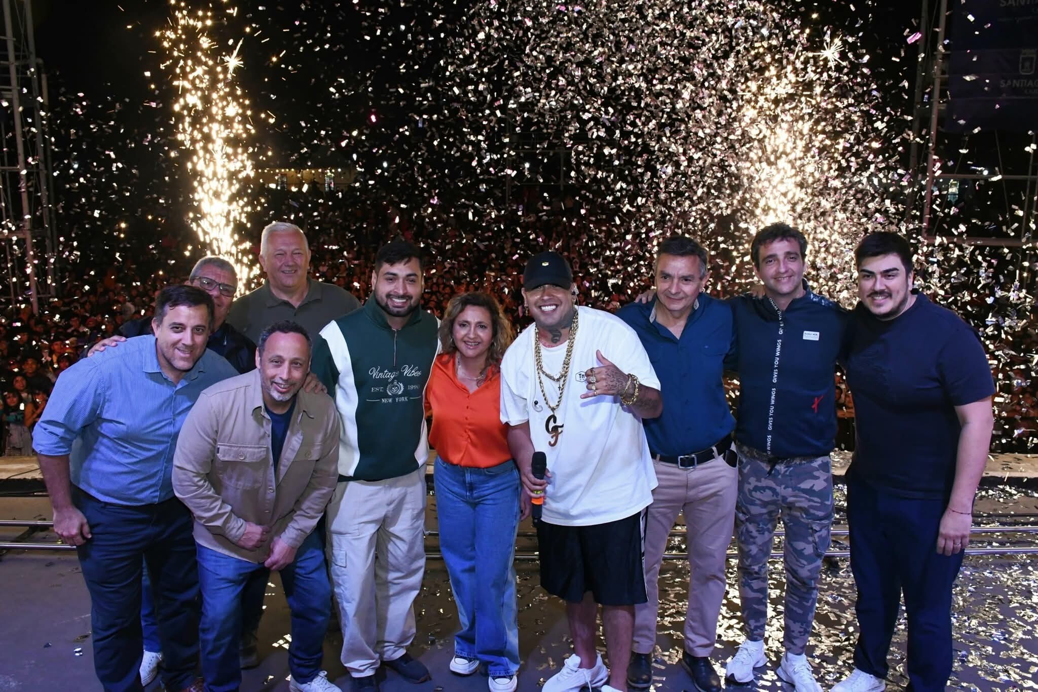 La intendente Fuentes destacó la masiva participación y la alegría de los jóvenes en el Festival Día de la Primavera.