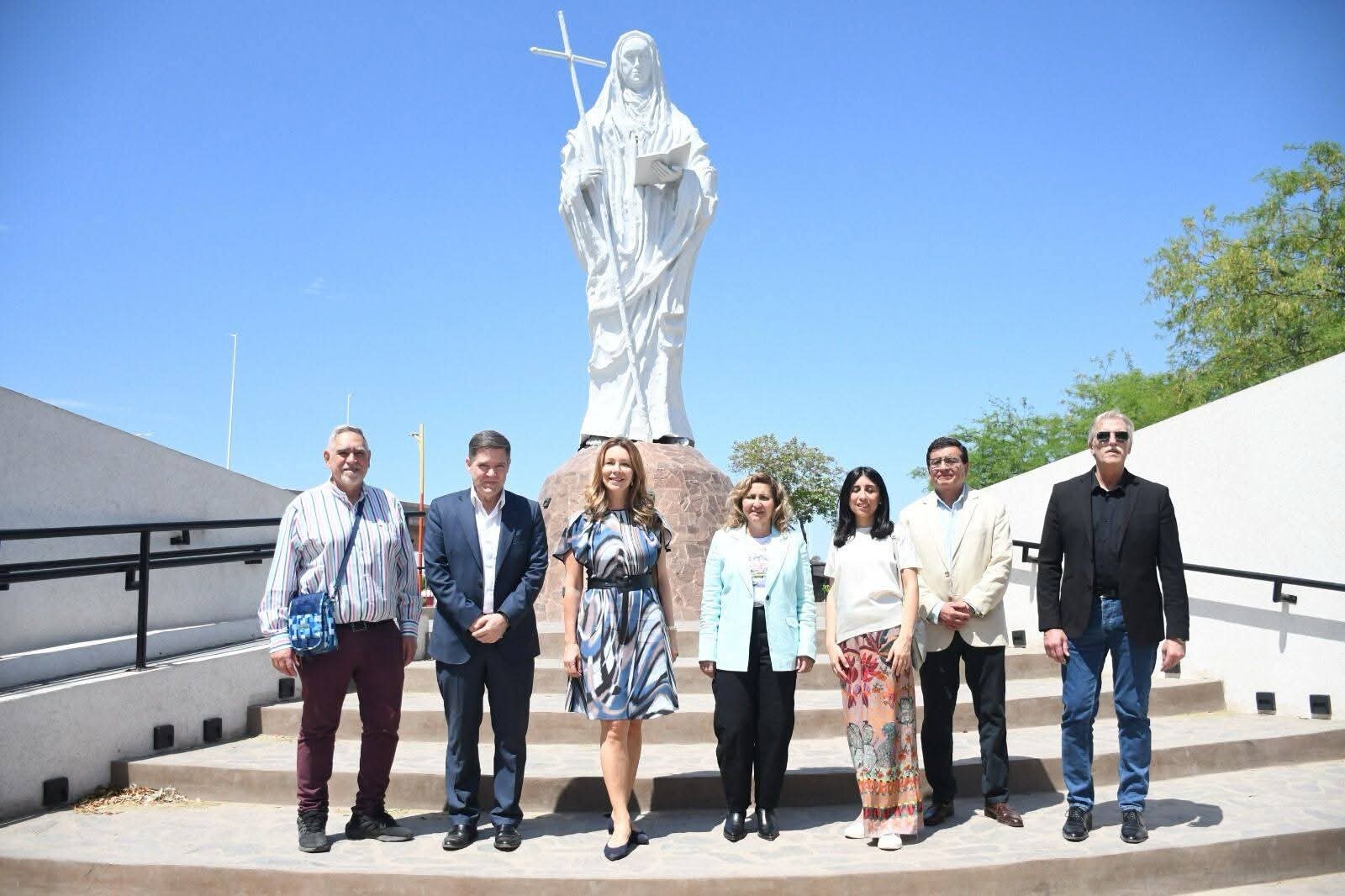 La intendente de la Capital, Ing. Norma Fuentes, visitó las instalaciones del Parque Mama Antula junto a Nunzia Locatelli y Cintia Suárez