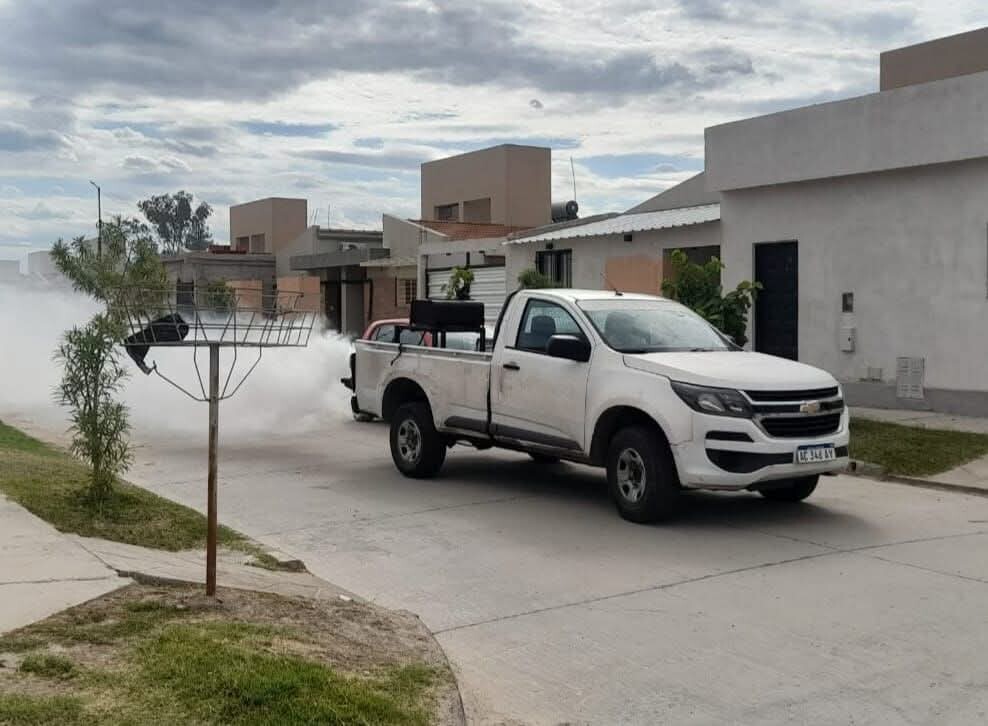 FB_IMG_1764010341488.jpg Calidad de Vida de la Municipalidad informó los barrios que se fumigarán durante la semana