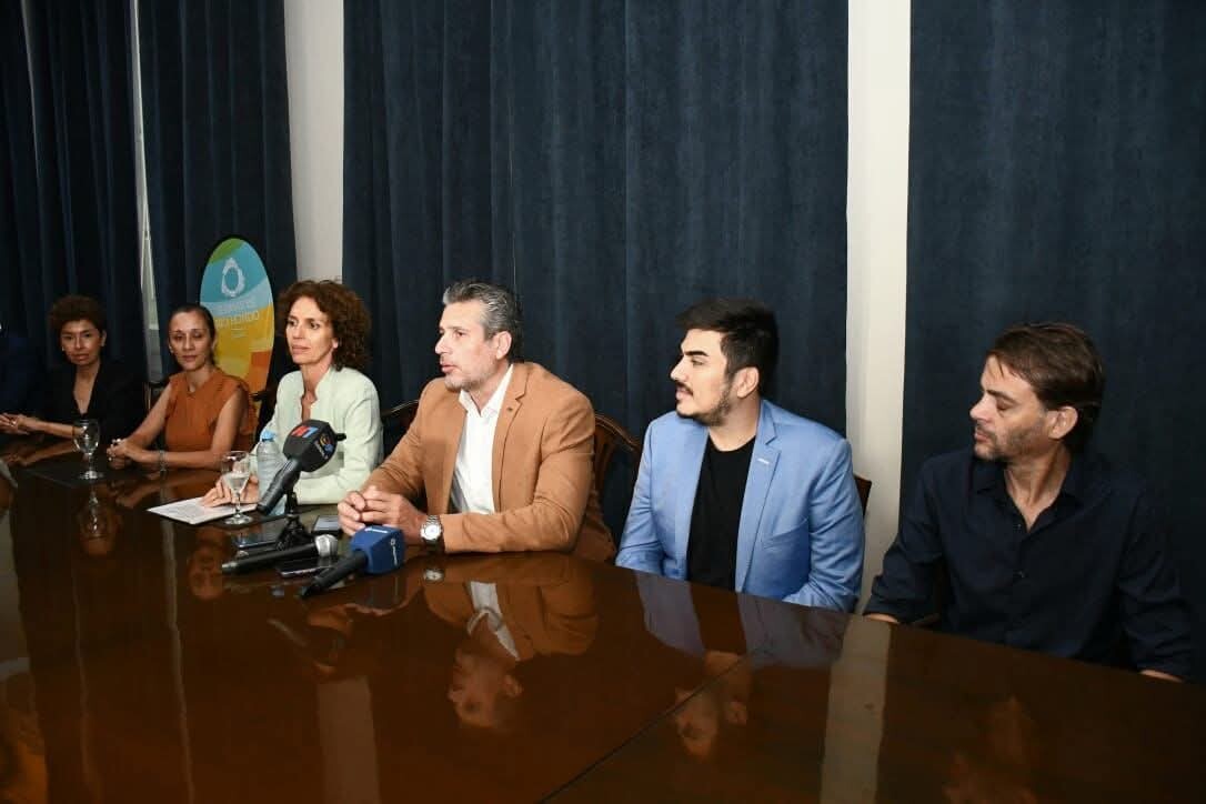 FB_IMG_1766453458060.jpg La Capital presentó las actividades recreativas, deportivas y culturales para el mes de enero