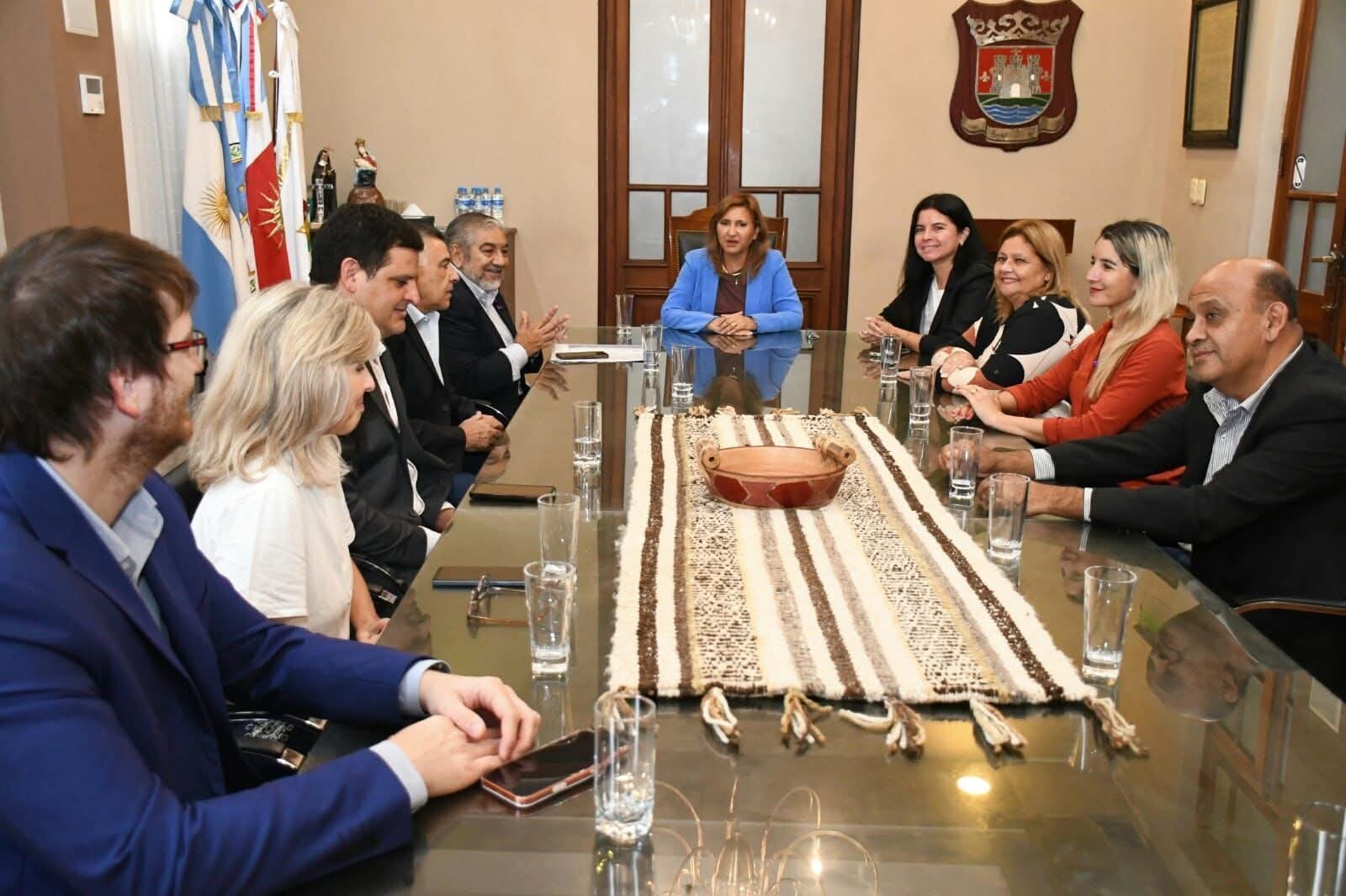 La intendente Fuentes desarrolló una reunión de trabajo con los concejales del Frente Cívico