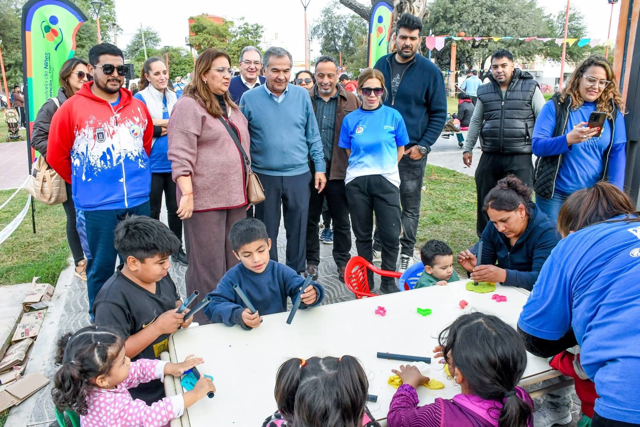 Autoridades de la Municipalidad participaron de la jornada recreativa por el día internacional del juego Autoridades de la Municipalidad participaron de la jornada recreativa por el día internacional del juego