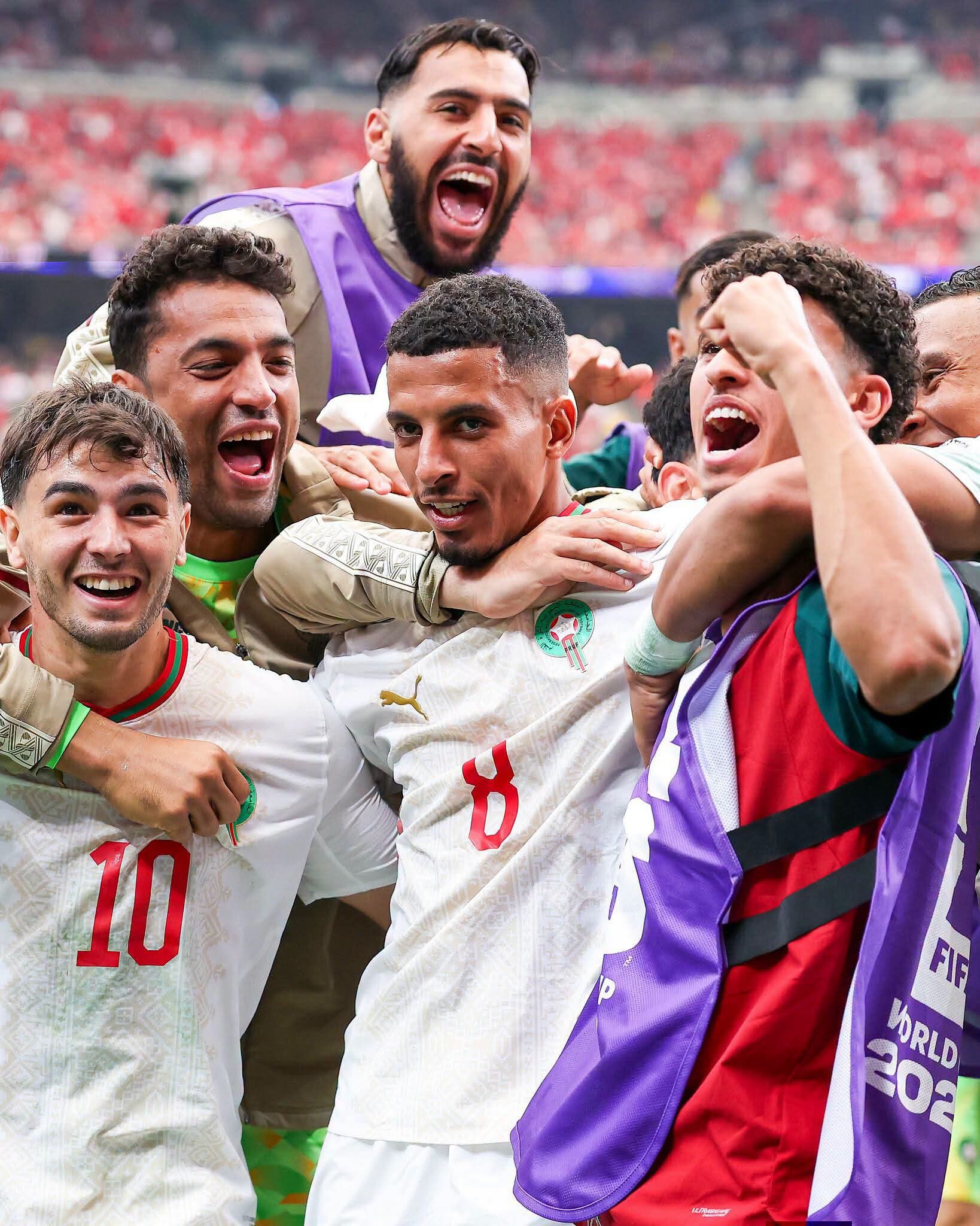 Marruecos no se detiene: goleada, autoridad y boleto a cuartos de final