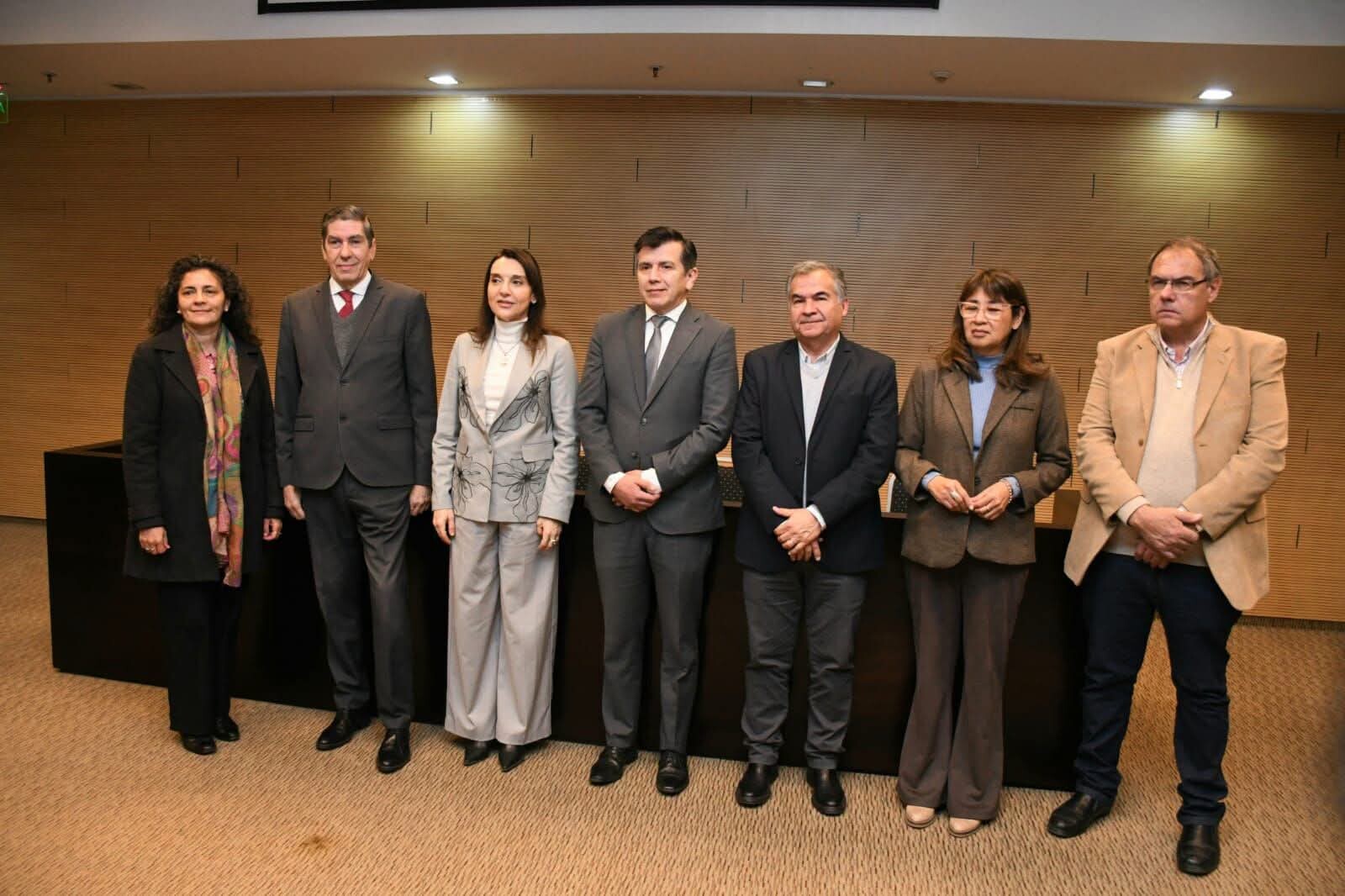  El secretario Benavente participó del anuncio de la ampliación de cupos del programa “Santiago Crece con Vos”