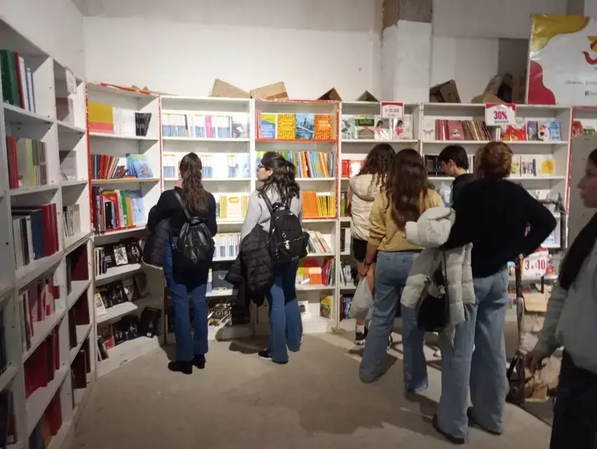 FERIA-DEL-LIBROeea38bb3b1b7130e.webp FERIA-DEL-LIBROeea38bb3b1b7130e.webp