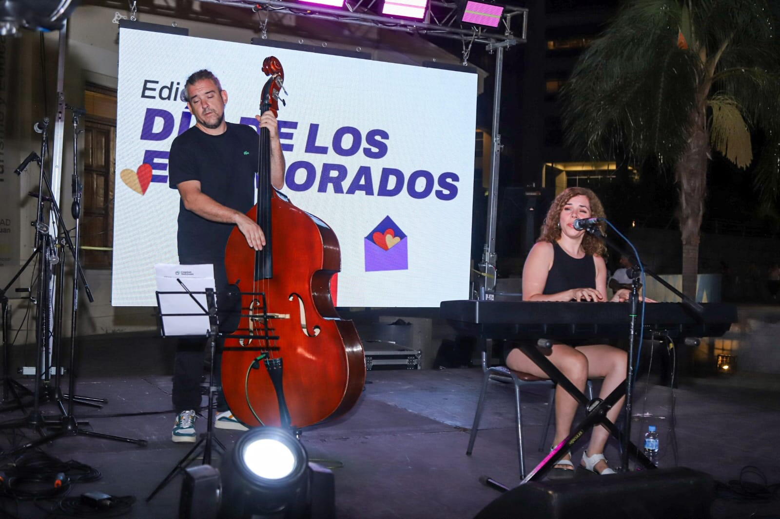 FERIA-DIA-DE-LOS-ENAMORADOS-1.jpeg