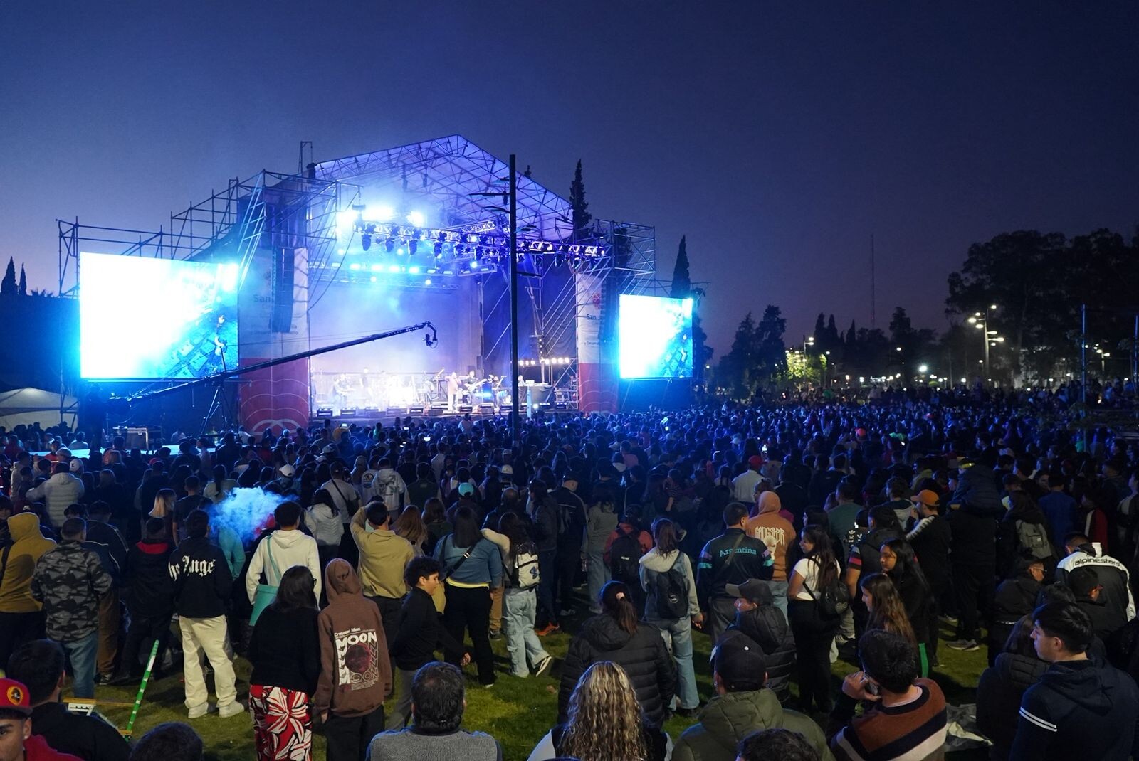 FESTIJOVEN2025-3.jpeg