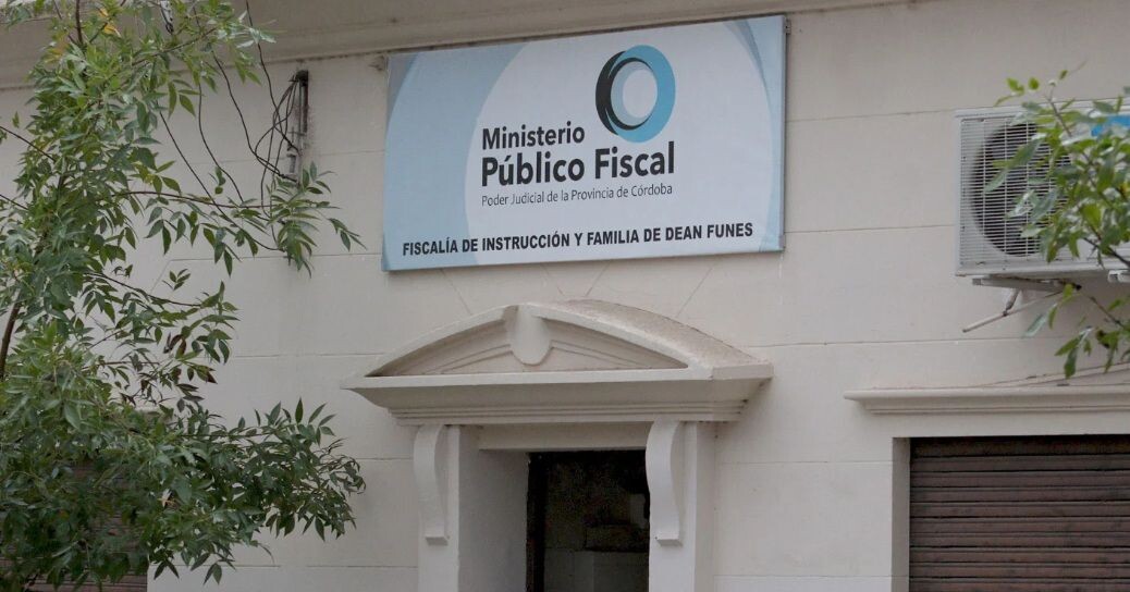FICALIA-DE-DEAN-FUNES