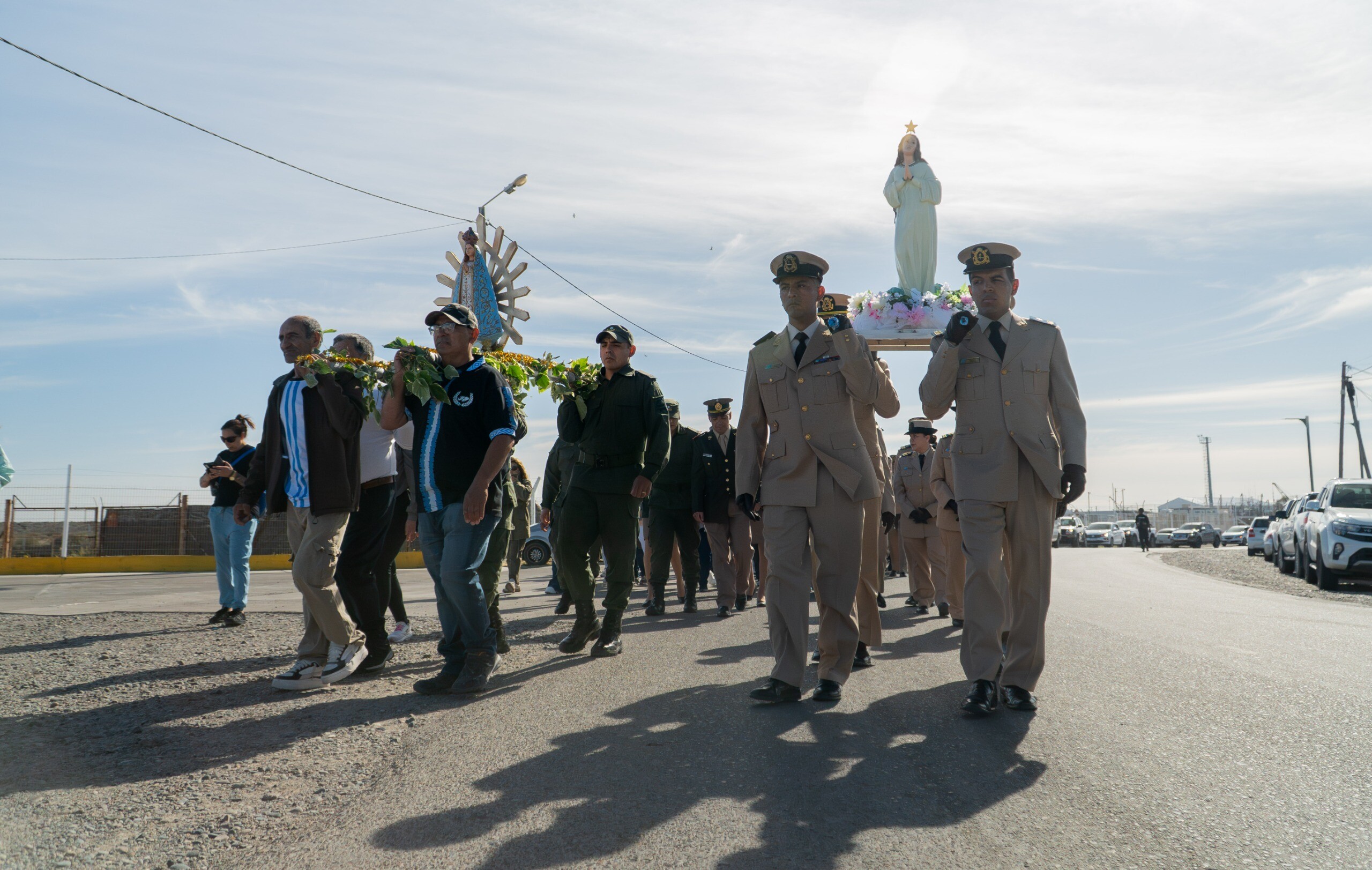 Rawson recibe la Virgen Malvinera