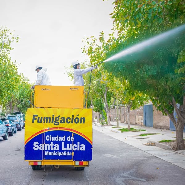 SANTA LUCÍA: Ayudanos a mantener los espacios limpios