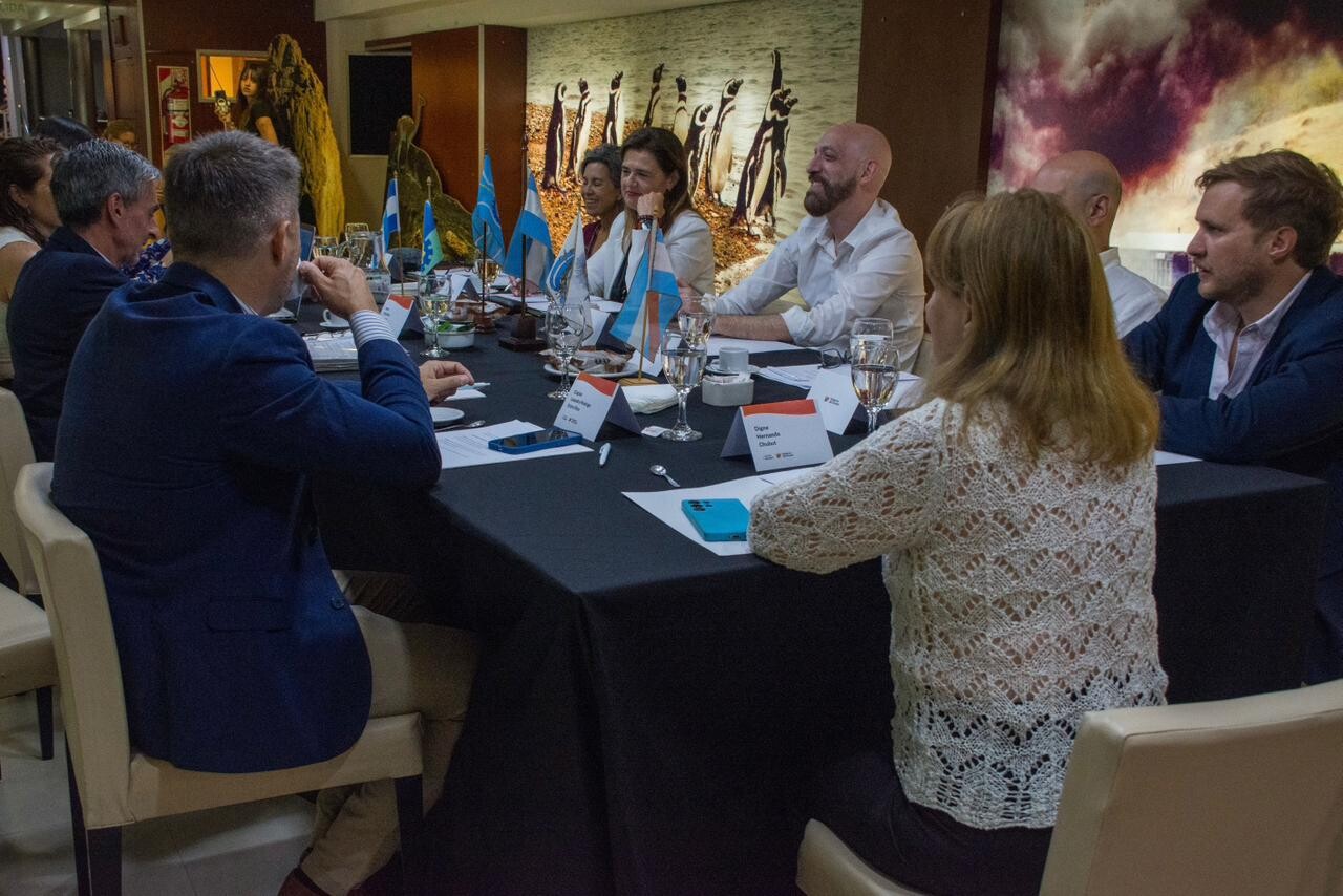 El Consejo Federal de Zonas Francas se reunió en la Casa del Chubut en Buenos Aires