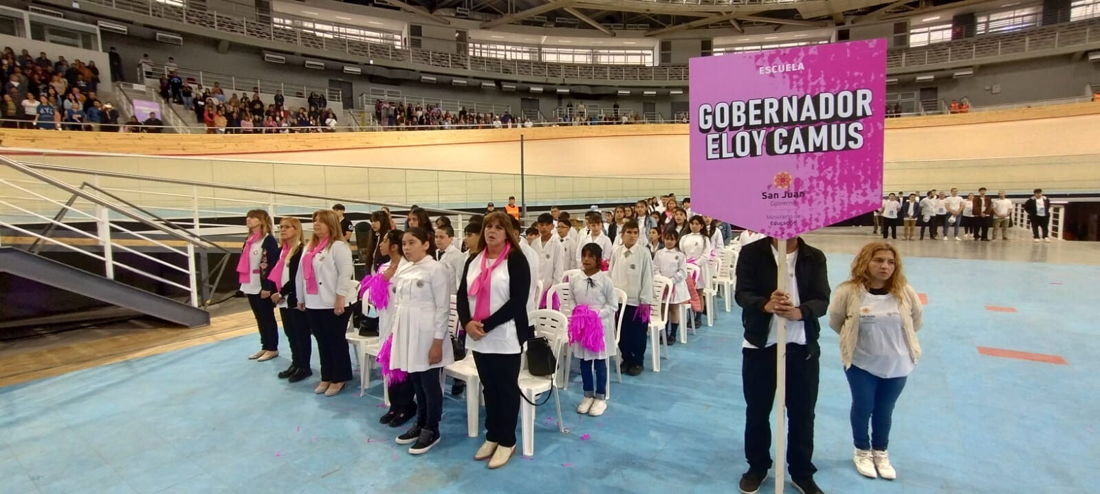 GOBERNADOR-ORREGO-NOTEBOOK-2.jpeg