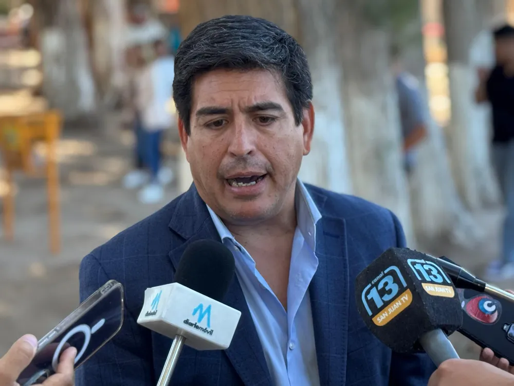 El ministro Romero Guido Romero se reunió con hoteleros para dialogar por los números de ocupación durante este verano.