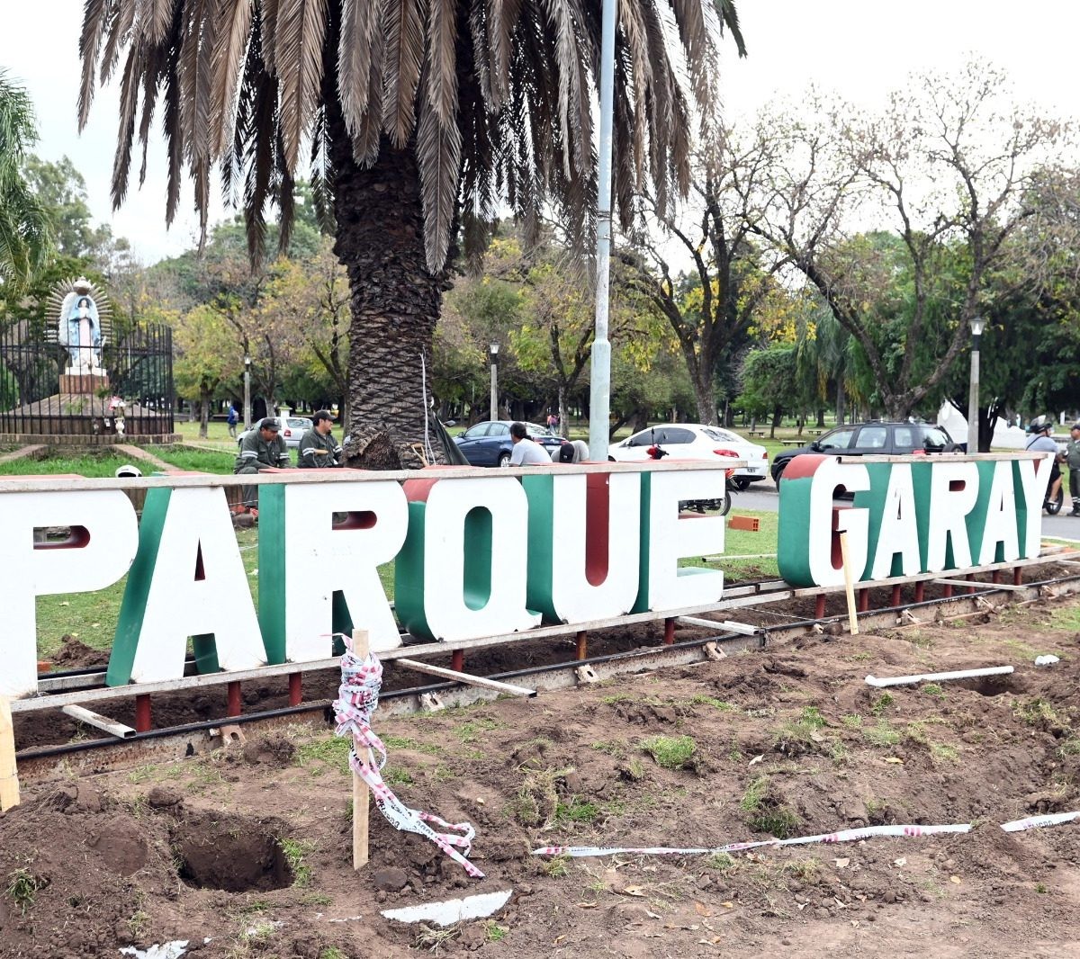 Parque Garay- Luces y sus Nuevas Letras Corpóreas