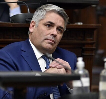 COMBUSTIBLES | Reclaman investigar a las petroleras por los aumentos de combustibles