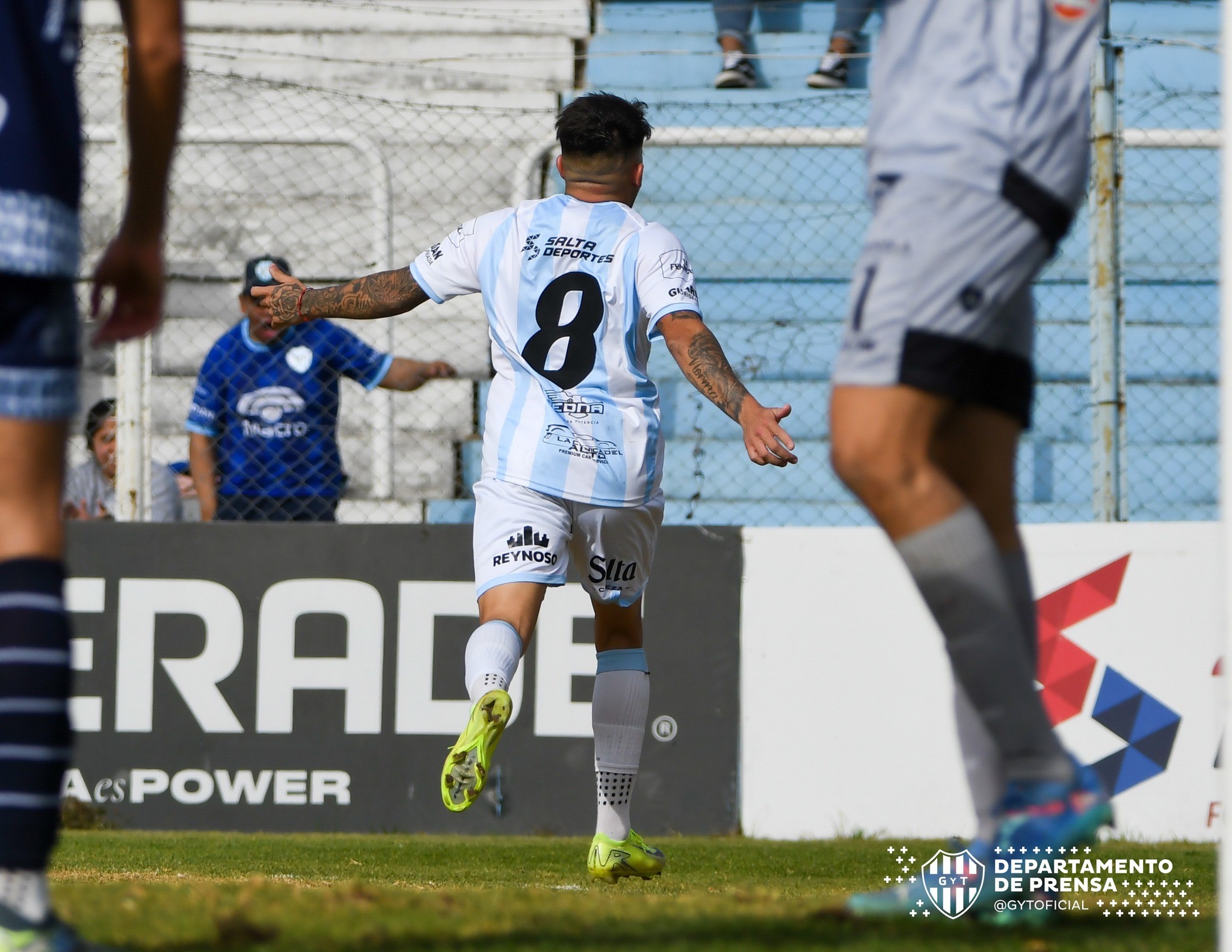 Gimnasia y Tiro goleó 3-0 a Alvarado