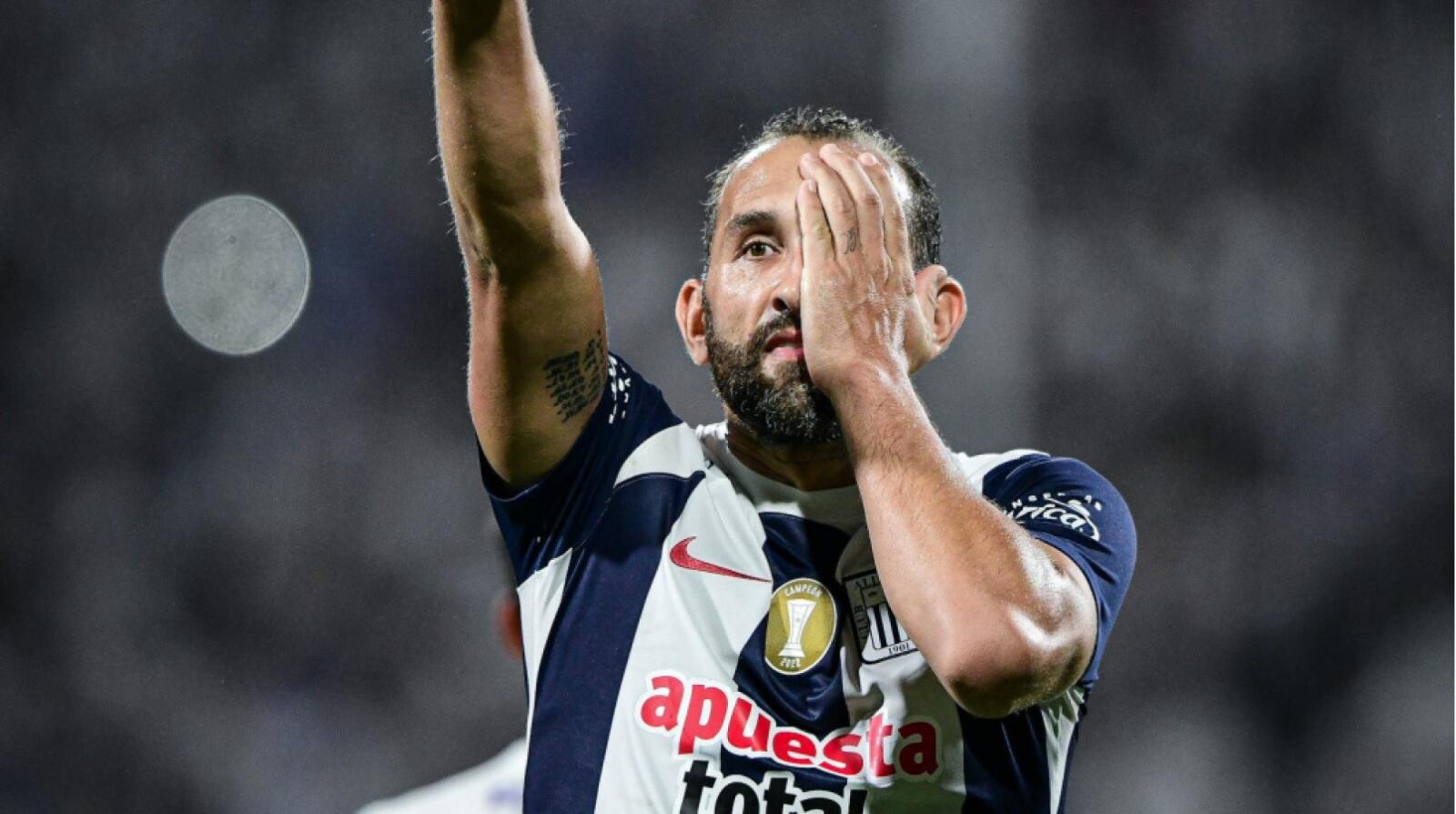HERNAN BARCOS JUGADOR DE ALIANZA LIMA.jpg HERNAN BARCOS JUGADOR DE ALIANZA LIMA.jpg