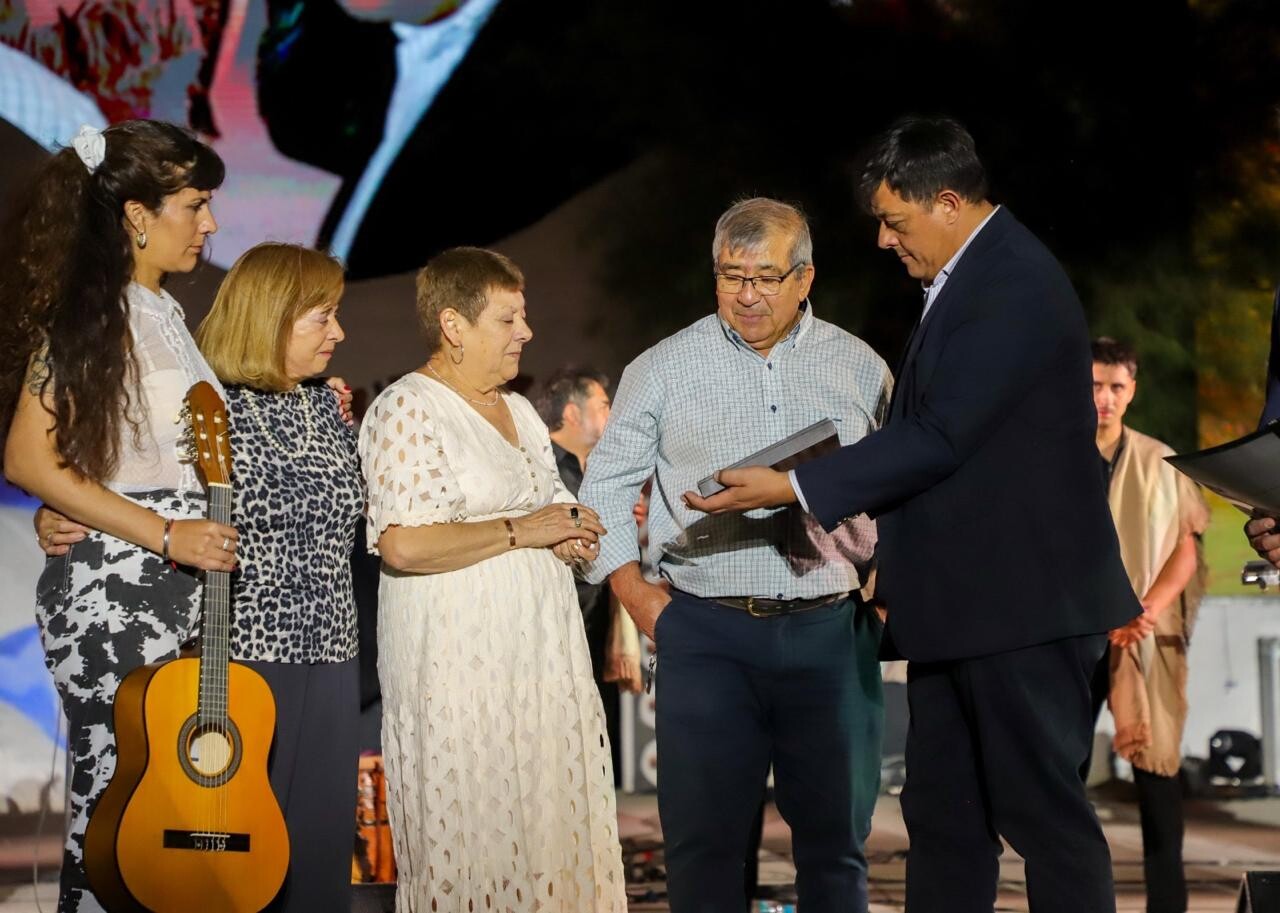 JÁCHAL: rindió homenaje al Chango Huaqueño en la noche central de la Fiesta Nacional de la Tradición