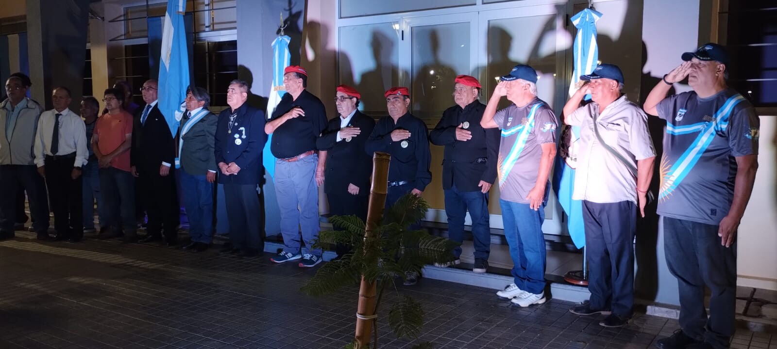 HOMENAJE-MALVINAS-CHIMBAS-7.jpeg HOMENAJE-MALVINAS-CHIMBAS-7.jpeg