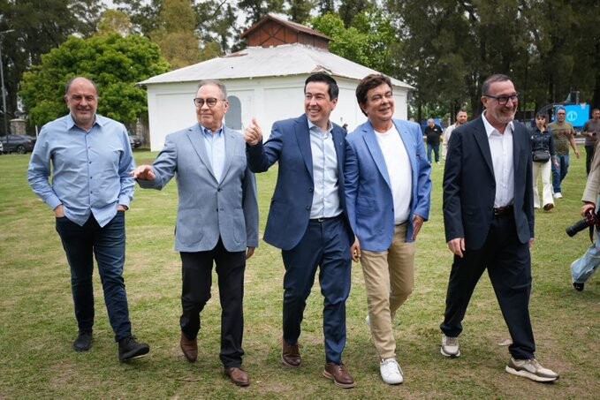 ¿Nace un nuevo eje de intendentes en la provincia de Buenos Aires?