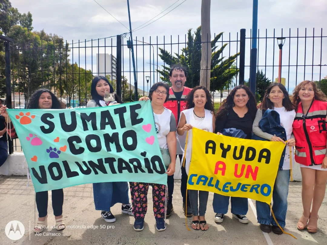 Hoy-fui-invitado-junto-al-grupo-Ayuda-a-un-Callejero-a-la-Cruz-Roja-La-invitacion-fue-par-2