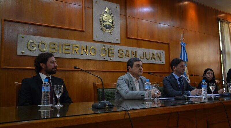 Se realizó la apertura de sobres de la licitación “Construcción canal Agua Negra -Tramo I – Departamento Iglesia”.
