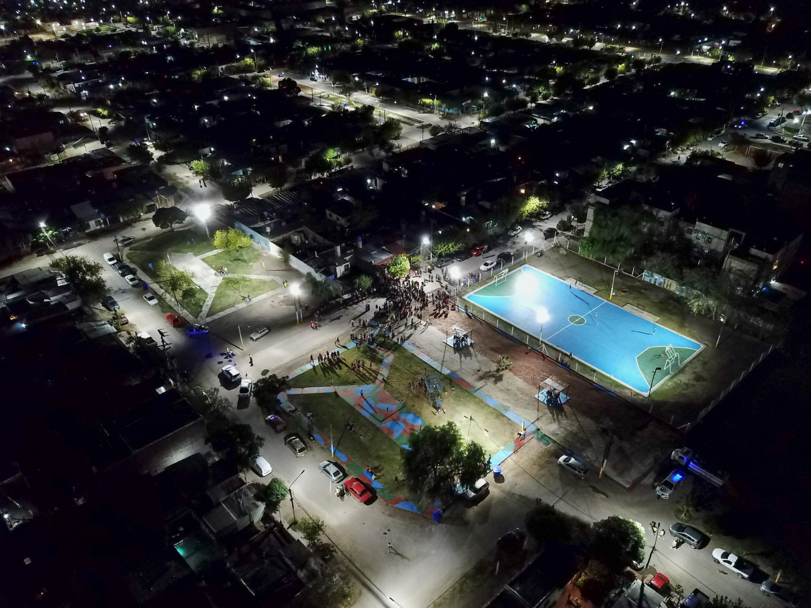 RAWSON: El Barrio Juana Manso, 2 de abril y 17 de agosto ya disfrutan de Luminaria LED