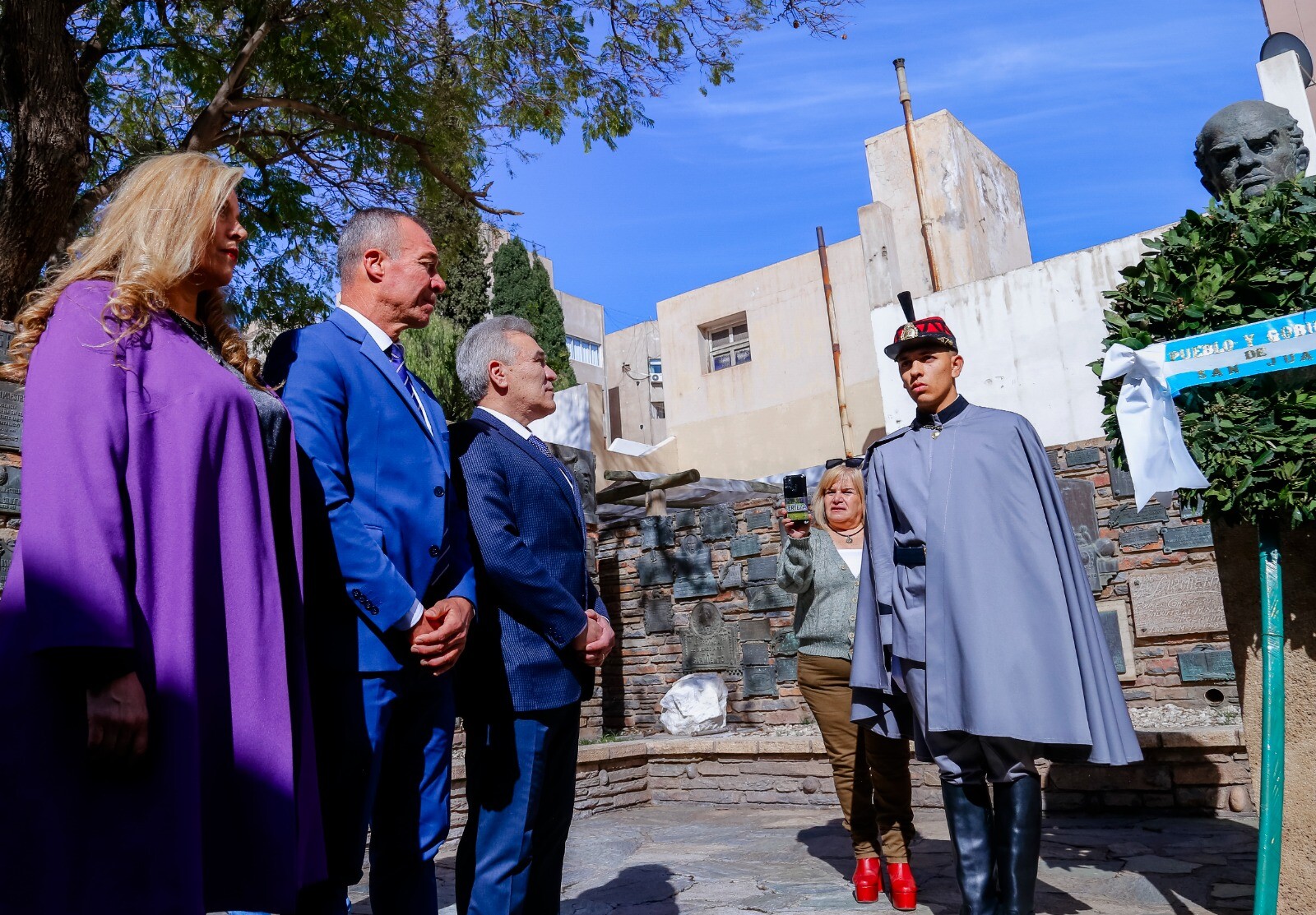 IMG-20240911-WA0007.jpg El Gobierno de San Juan conmemoró el 136° aniversario del fallecimiento de Domingo Faustino Sarmiento