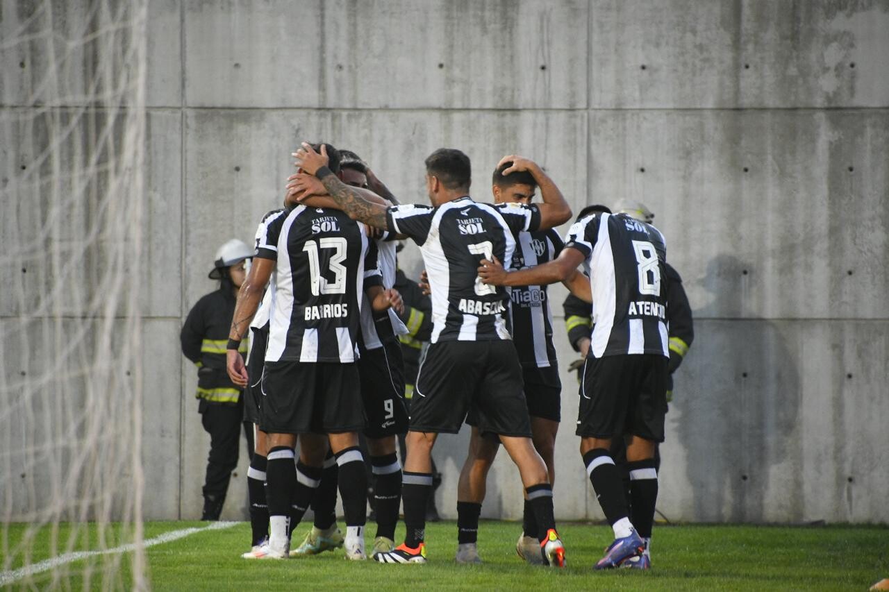 CENTRAL CORDOBA A LA FINAL: GANO 2 A 1 A HURACAN