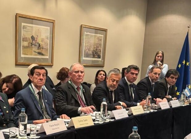 IMG-20241212-WA0002.jpg Orrego en la Unión Europea: su agenda con instituciones multilaterales de crédito para financiar infraestructura.