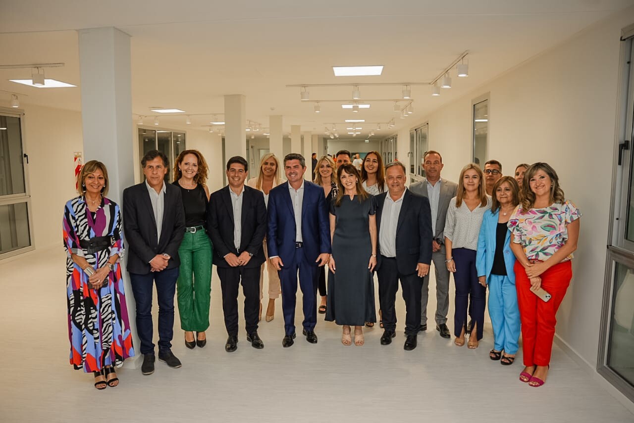 IMG-20241219-WA0024.jpg Orrego inauguró la refuncionalización y puesta en valor del histórico edificio de Turismo.