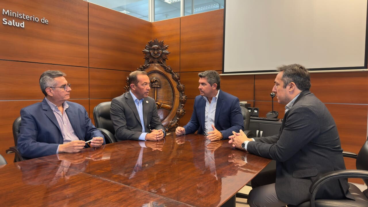IMG-20250129-WA0000.jpg Hito histórico: el hospital de Jáchal implementó guardias quirúrgicas activas las 24 horas.