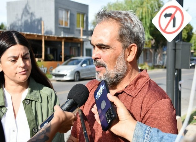 IMG-20250314-WA0037-min.jpg Nuevo semáforo en el oeste de la ciudad de Neuquén.