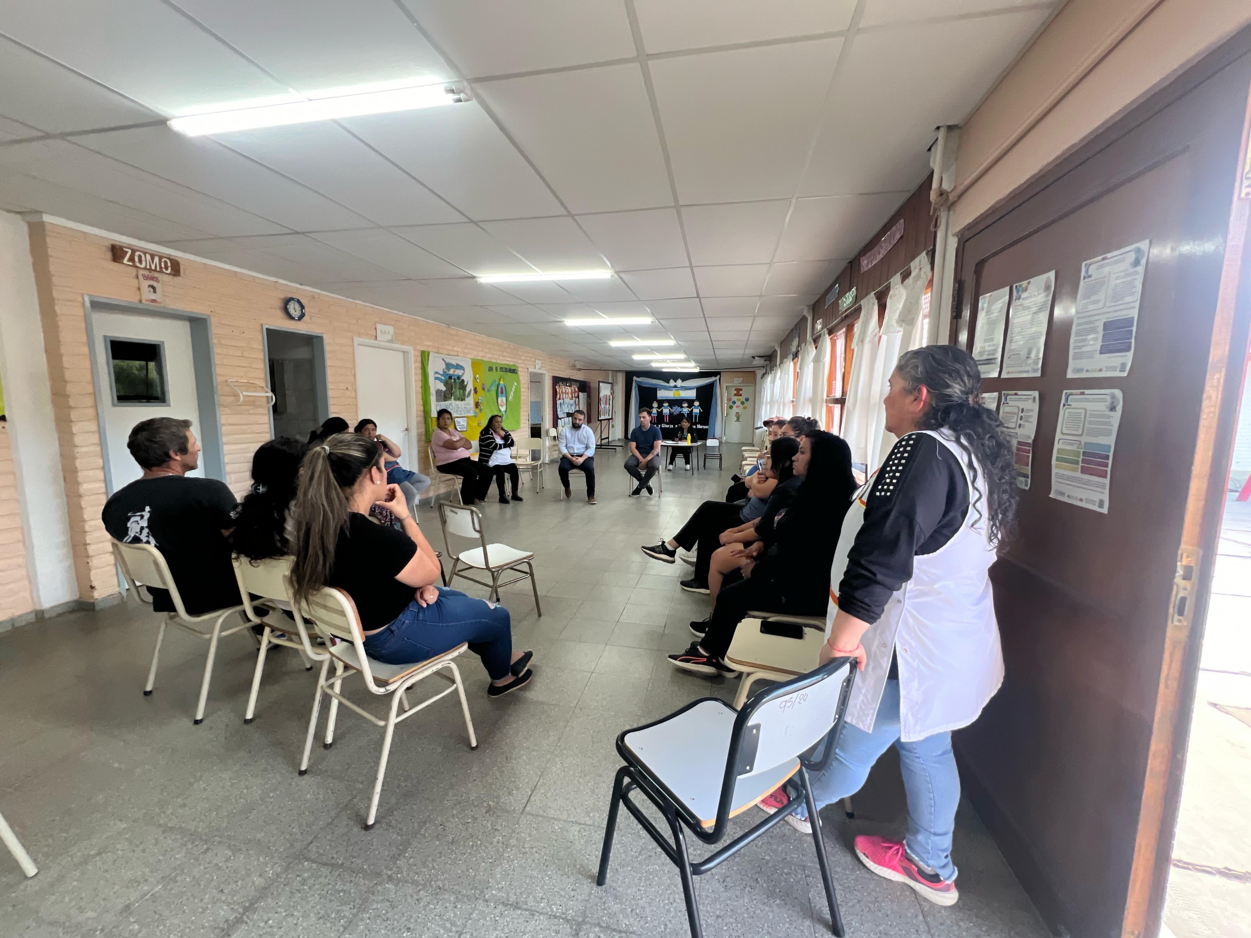 IMG-20250408-WA0012.jpg El Gobierno del Chubut realiza seguimiento de obras de gas e infraestructura escolar en escuelas de la provincia