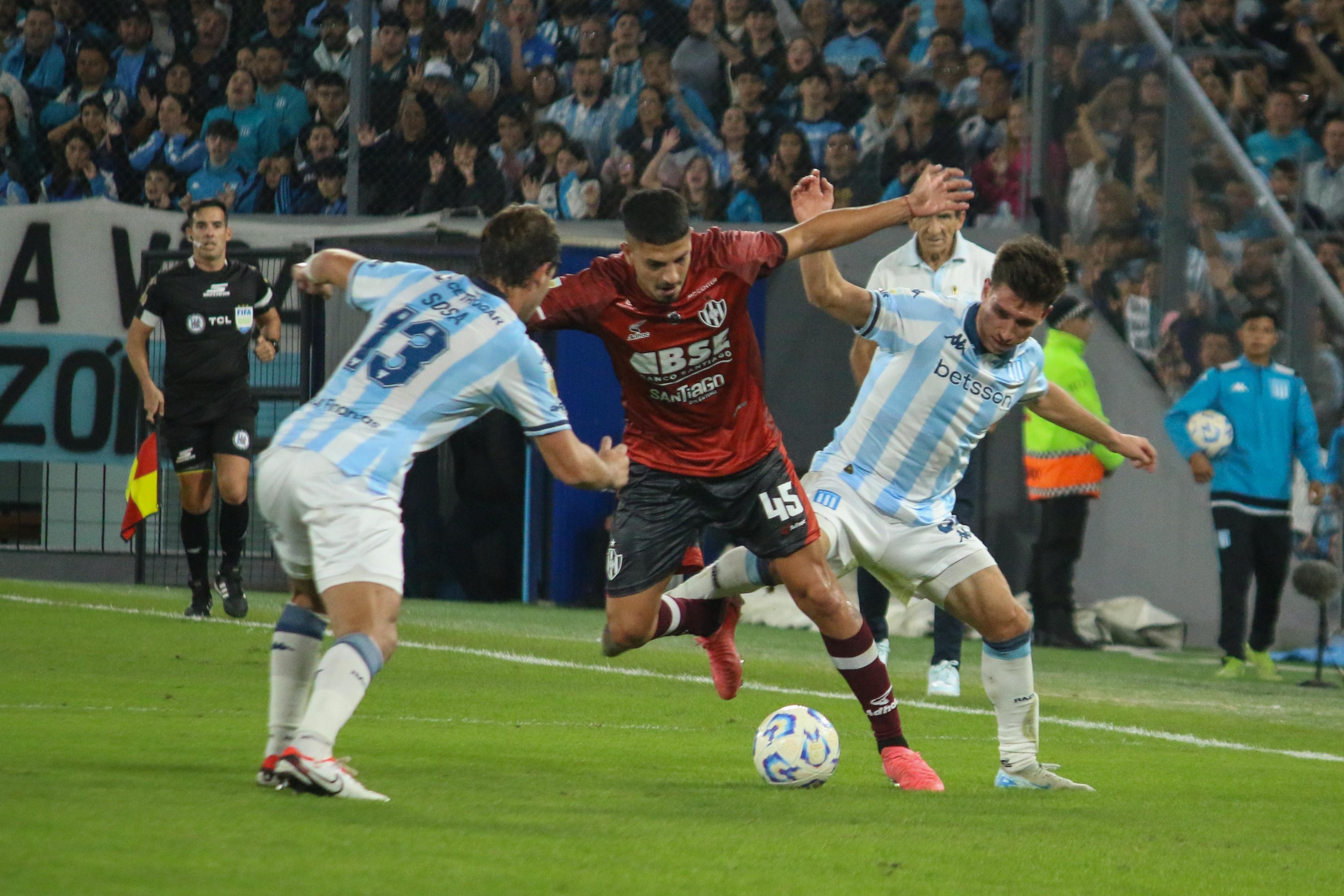 IMG-20250418-WA0043.jpg PERDIO CENTRAL CORDOBA CON RACING EN AVELLANEDA Y PUEDE QUEDAR FUERA DE LOS 8