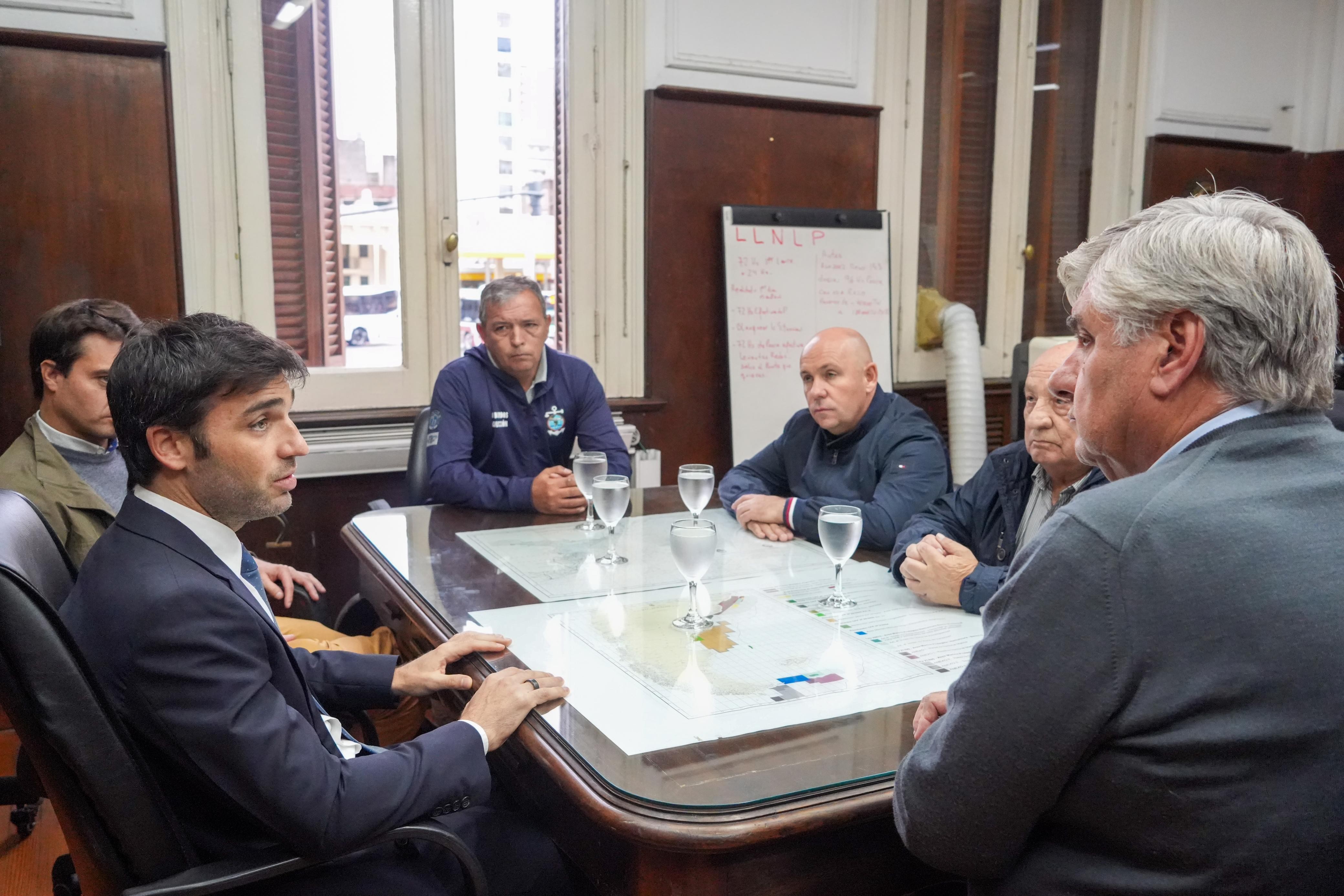 Torres reclamó a Nación el reinicio urgente de la prospección de langostino