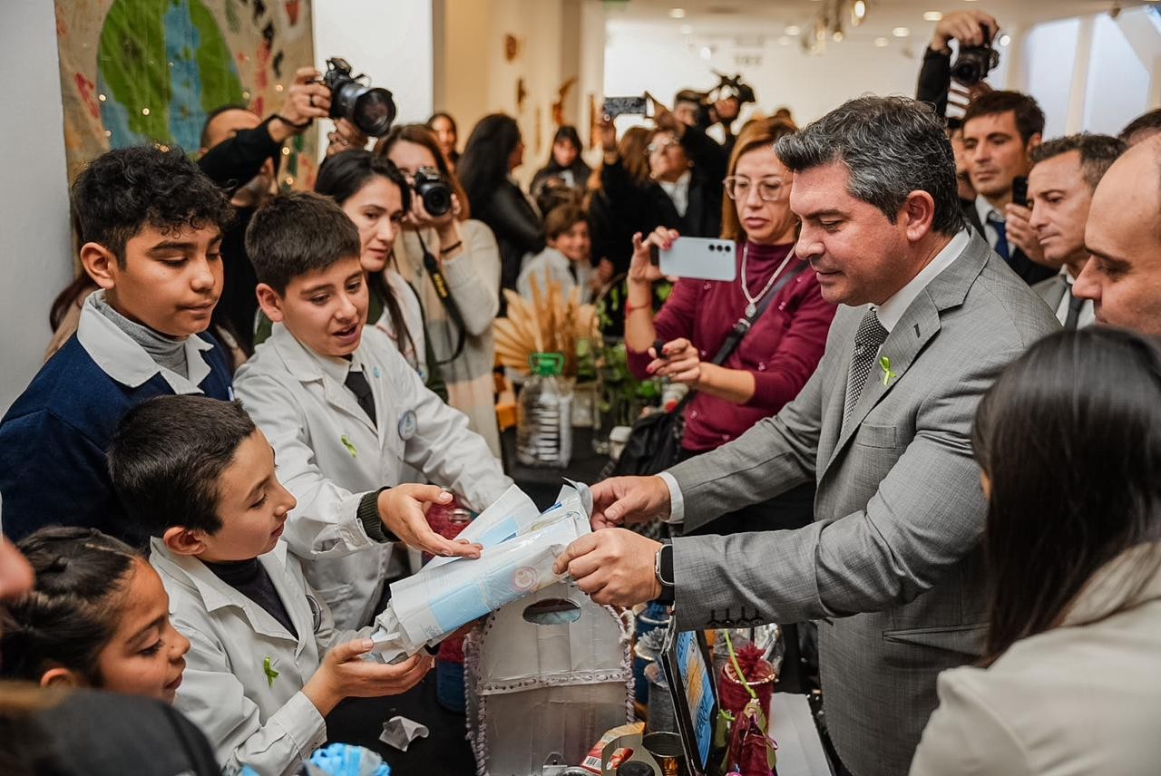 IMG-20250605-WA0026.jpg Orrego encabezó la celebración del Día del Ambiente con anuncios de fuerte impronta solidaria